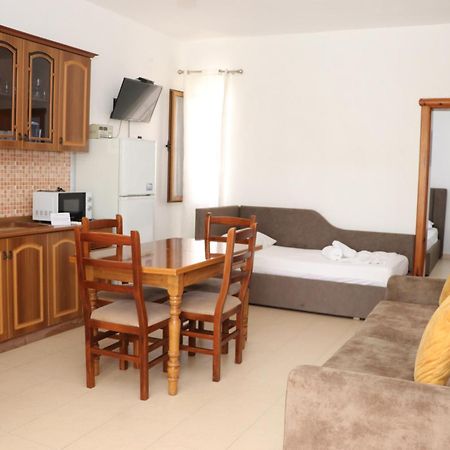 Apartment Celaj Velipojë Εξωτερικό φωτογραφία