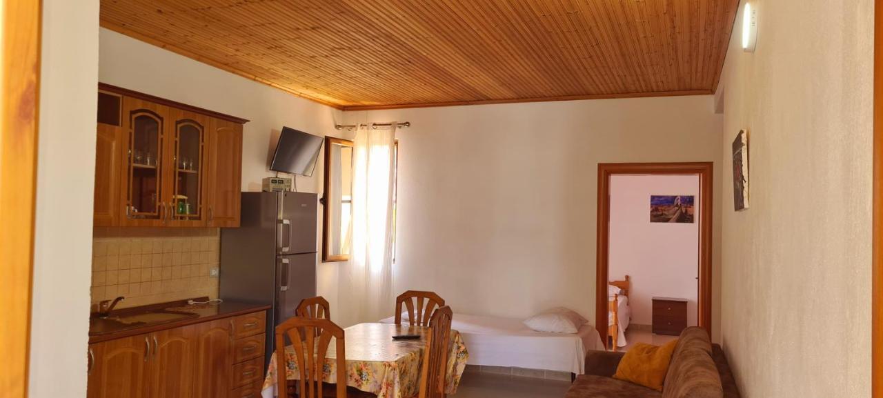Apartment Celaj Velipojë Εξωτερικό φωτογραφία