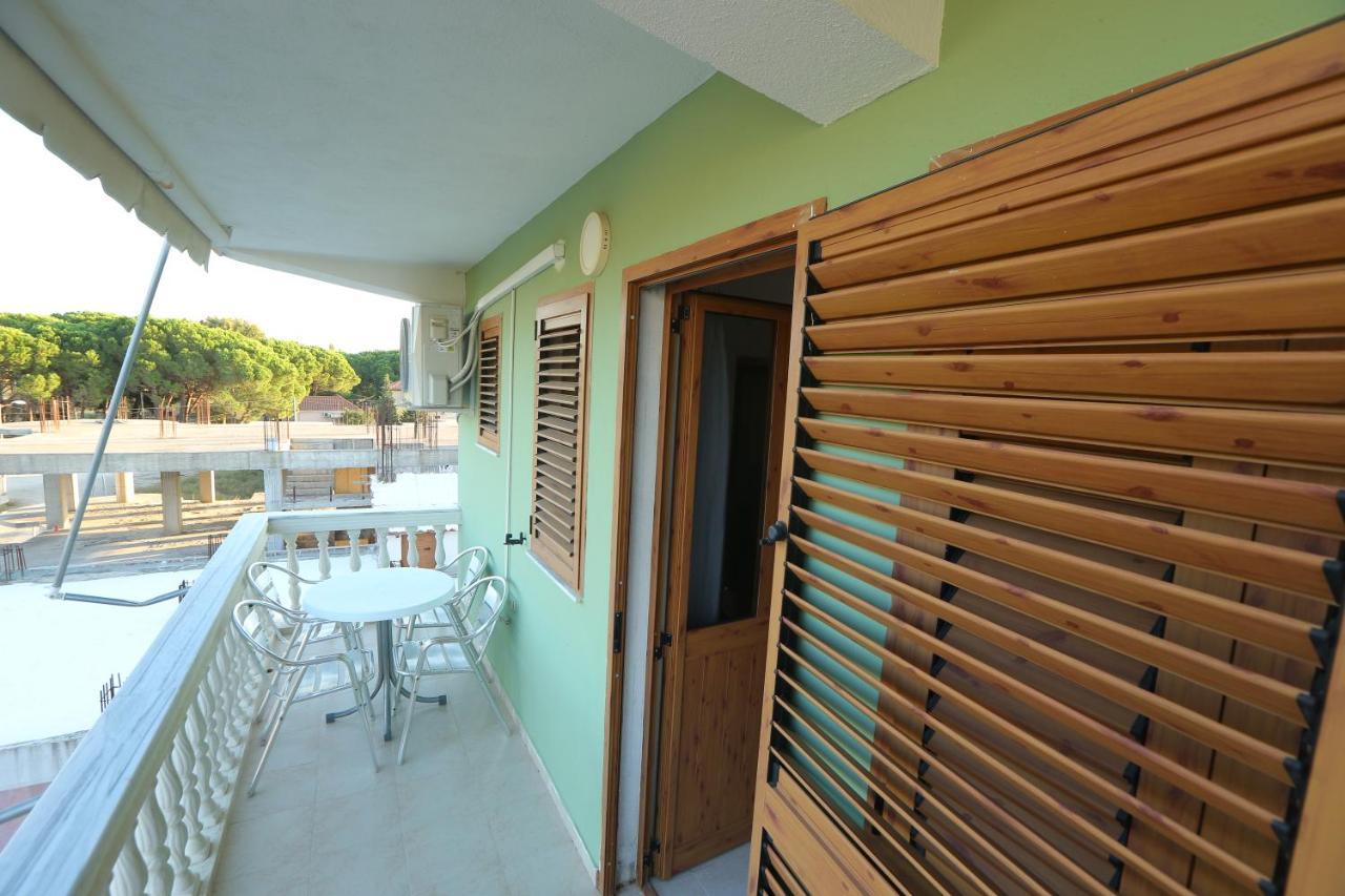 Apartment Celaj Velipojë Εξωτερικό φωτογραφία
